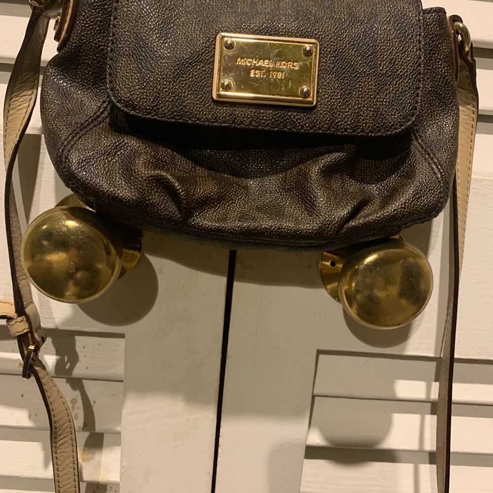 Michael Kors Crossbody